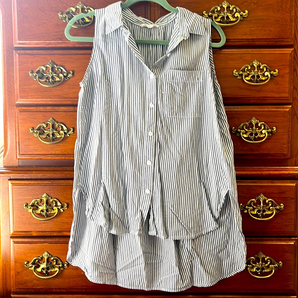 Beachlunchlounge Sleeveless Shirt